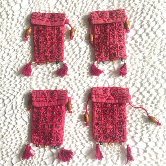 NWOT Boho Dog Treat Crossover Bag Hot Pink Mirrors Puppy Recall Bells Indian - Picture 3 of 4